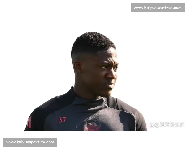 那不勒斯 2500 万 + 500 万锁定诺阿 - 朗，3500 万卢卡签约进入倒计时