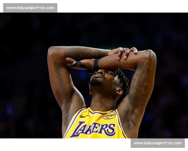 湖人选秀交易落空！小里拒续约 DFS 离队，中锋困局再升级